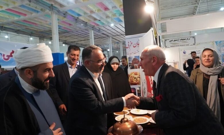 آغاز چهارمین جشنواره غذاهای سنتی ارومیه در پارک جنگلی