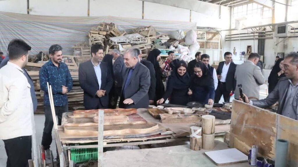 ۱۰۰۰ نفر زندانی در کارگاههای داخل زندان مشغول حرفه آموزی و اشتغال هستند
