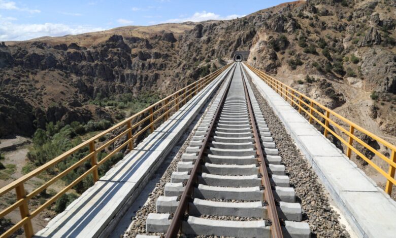 مقدمات ساخت راه آهن مسیر مرند – چشمه ثریا – ترکیه در حال انجام است