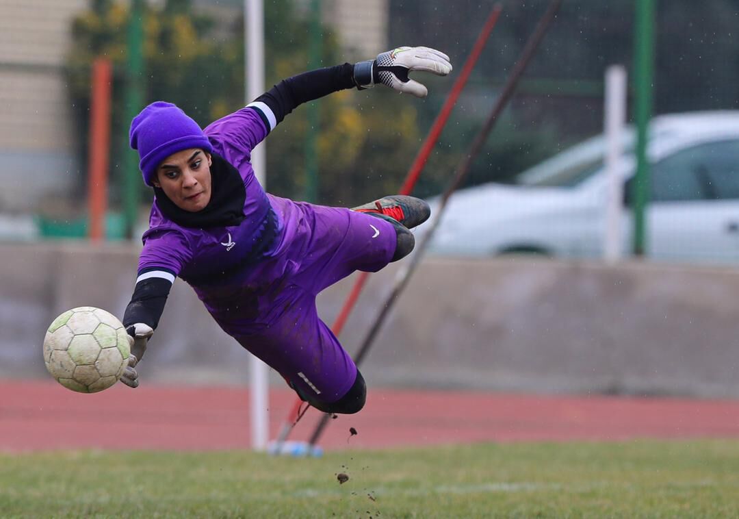 سمیرا محمدی دروازه‌بان دختر ارومیه‌ای به باشگاه فوتبال لیگ برتری ترکیه‌ پیوست.